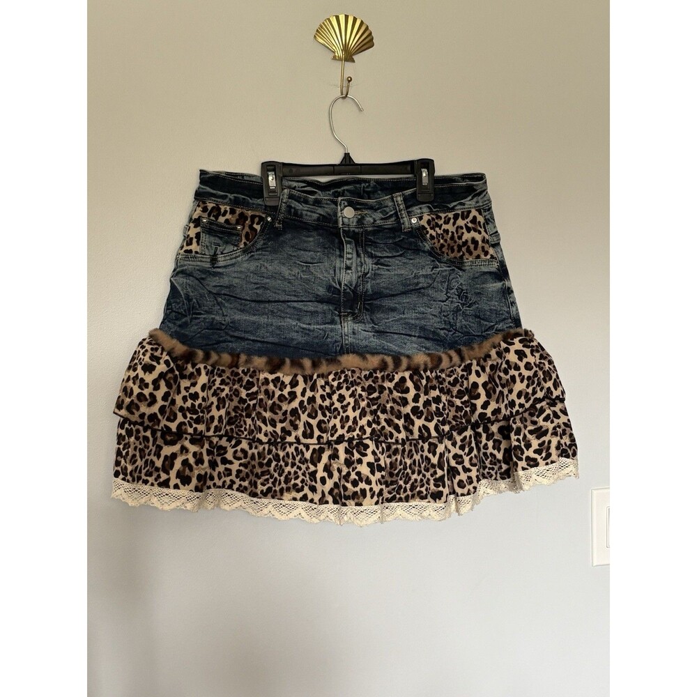 Romwe Leopard Print/ Jean Skort, W/ Ruffles, Size 2XL